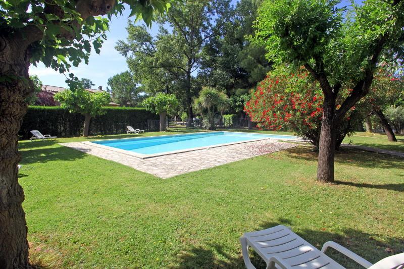 Valros Auberge De La Tour -Appartements- מראה חיצוני תמונה