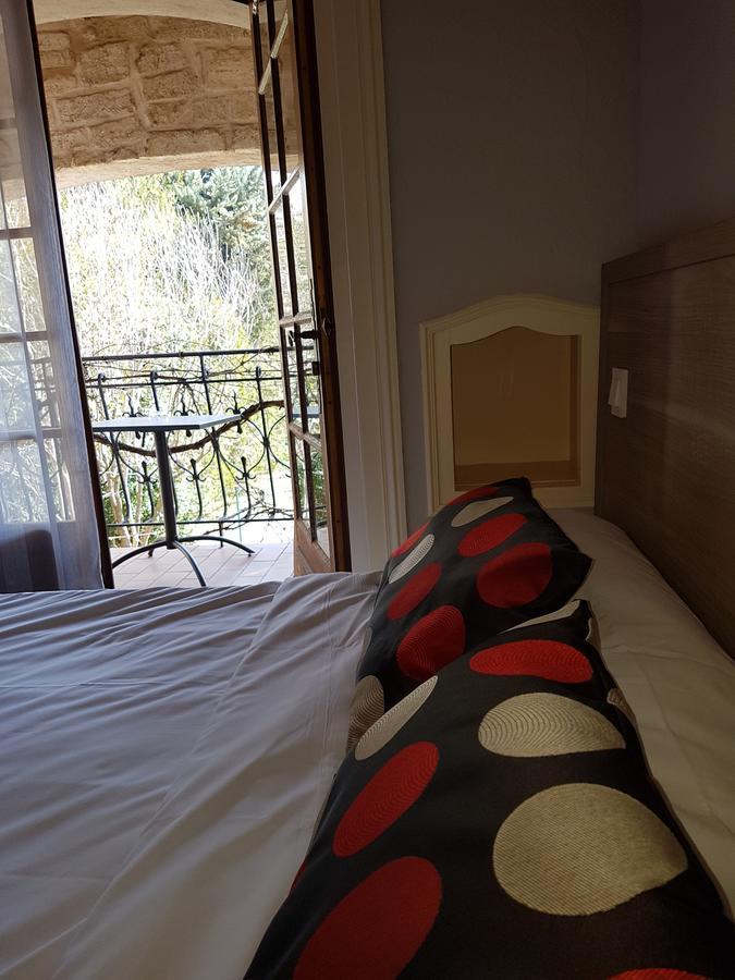 Valros Auberge De La Tour -Appartements- מראה חיצוני תמונה